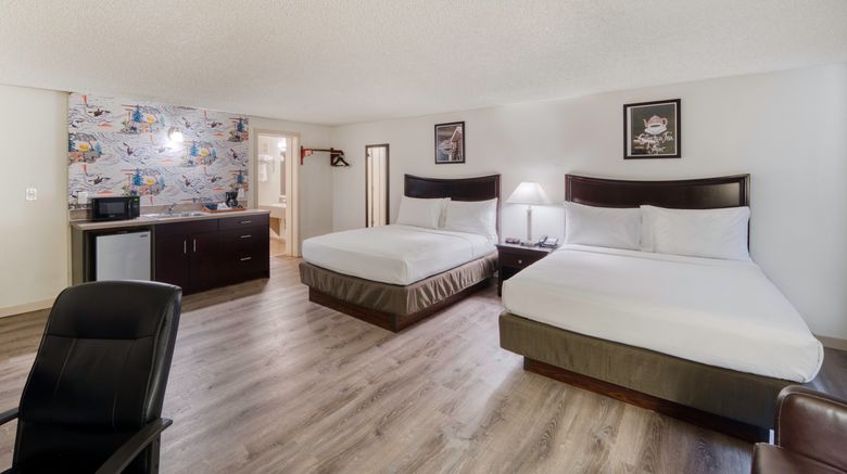 <b>The Grove Inn Suite</b>. Images powered by <a href="https://www.leonardoworldwide.com/" title="Leonardo Worldwide" target="_blank">Leonardo</a>.