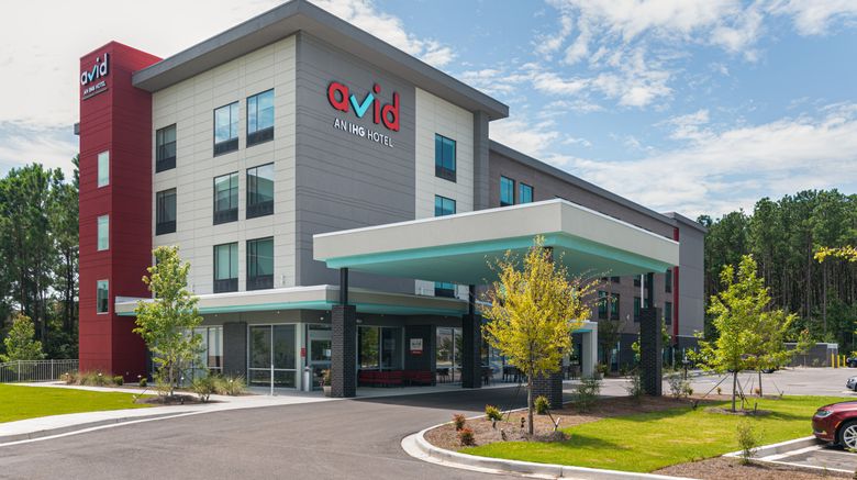 avid hotel Summerville Exterior. Images powered by <a href="https://www.leonardoworldwide.com" target="_blank" rel="noopener">Leonardo</a>.