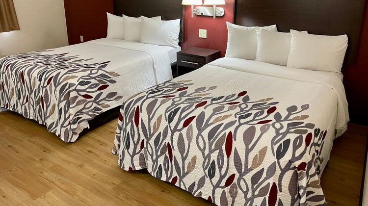 Red Roof Inn Sandusky - Milan Room