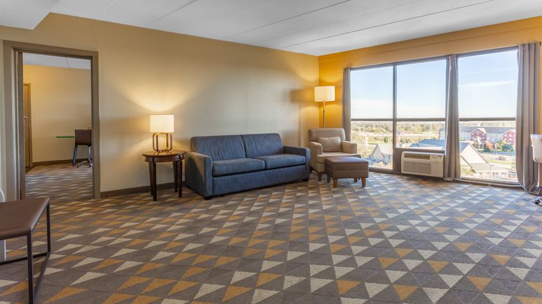 <b>Holiday Inn & Suites Suite</b>. Images powered by <a href="https://www.leonardoworldwide.com/" title="Leonardo Worldwide" target="_blank">Leonardo</a>.
