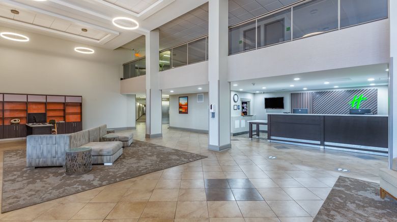 <b>Holiday Inn & Suites Lobby</b>. Images powered by <a href="https://www.leonardoworldwide.com/" title="Leonardo Worldwide" target="_blank">Leonardo</a>.