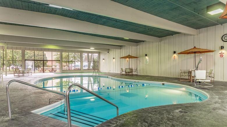 <b>Holiday Inn & Suites Pool</b>. Images powered by <a href="https://www.leonardoworldwide.com/" title="Leonardo Worldwide" target="_blank">Leonardo</a>.