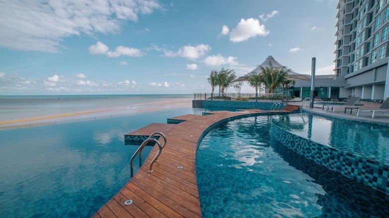 <b>Swiss-Belhotel Kuantan Pool</b>. Images powered by <a href="https://www.leonardoworldwide.com/" title="Leonardo Worldwide" target="_blank">Leonardo</a>.