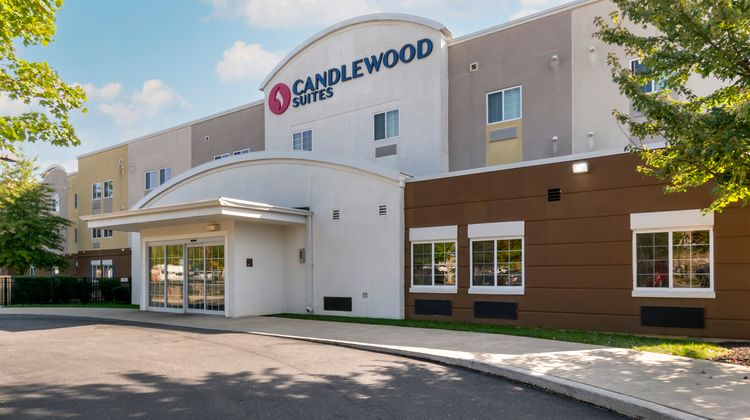 Candlewood Suites West Reading Hotel Exterior