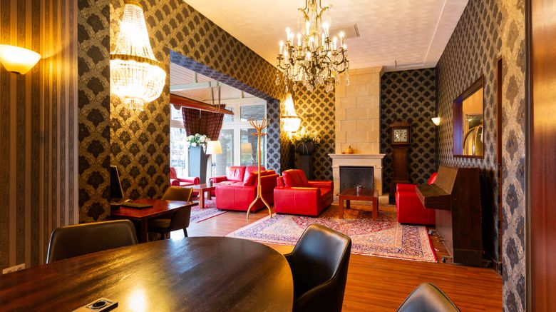 <b>Bastion Deluxe Hotel Apeldoorn/Het Loo Lobby</b>. Images powered by <a href="https://www.leonardoworldwide.com/" title="Leonardo Worldwide" target="_blank">Leonardo</a>.