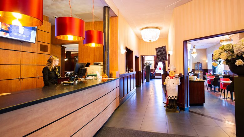 <b>Bastion Deluxe Hotel Apeldoorn/Het Loo Lobby</b>. Images powered by <a href="https://www.leonardoworldwide.com/" title="Leonardo Worldwide" target="_blank">Leonardo</a>.