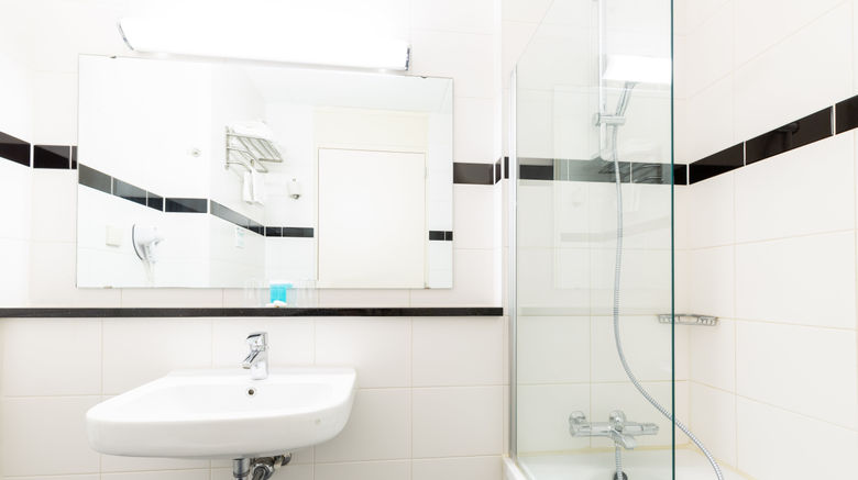 <b>Bastion Hotel Barendrecht Room</b>. Images powered by <a href="https://www.leonardoworldwide.com/" title="Leonardo Worldwide" target="_blank">Leonardo</a>.