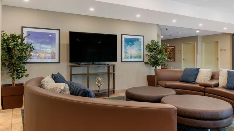 Candlewood Suites West Reading Hotel Lobby