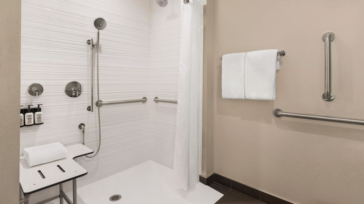 avid hotel Memphis-Southaven Room