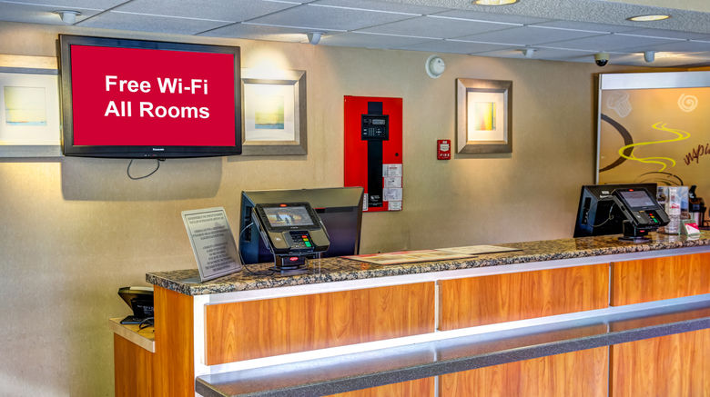 <b>Red Roof Inn Pensacola – I-10 at Davis Lobby</b>. Images powered by <a href="https://www.leonardoworldwide.com/" title="Leonardo Worldwide" target="_blank">Leonardo</a>.