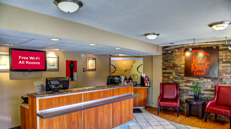 <b>Red Roof Inn Pensacola – I-10 at Davis Lobby</b>. Images powered by <a href="https://www.leonardoworldwide.com/" title="Leonardo Worldwide" target="_blank">Leonardo</a>.