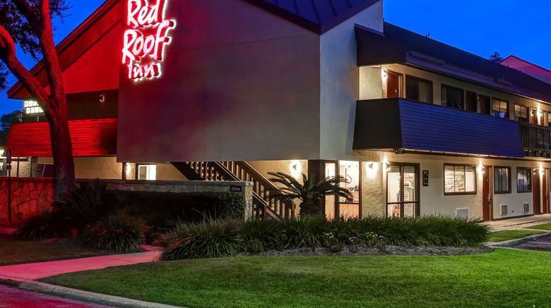 <b>Red Roof Inn Pensacola – I-10 at Davis Exterior</b>. Images powered by <a href="https://www.leonardoworldwide.com/" title="Leonardo Worldwide" target="_blank">Leonardo</a>.
