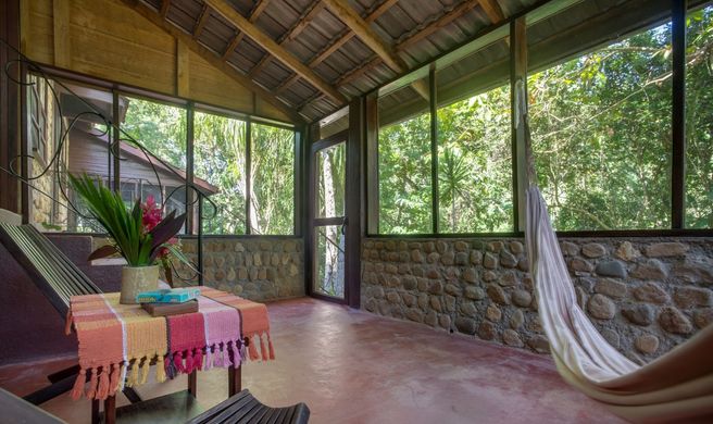 Sweet Songs Jungle Lodge Exterior