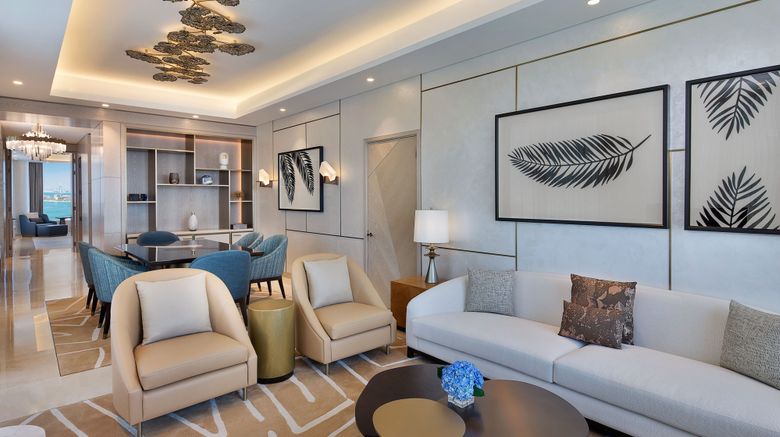 <b>The St Regis Dubai, The Palm Suite</b>. Images powered by <a href="https://www.leonardoworldwide.com/" title="Leonardo Worldwide" target="_blank">Leonardo</a>.
