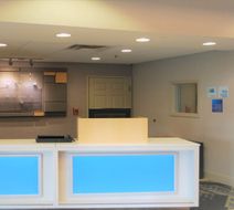 Holiday Inn Express & Stes Lobby