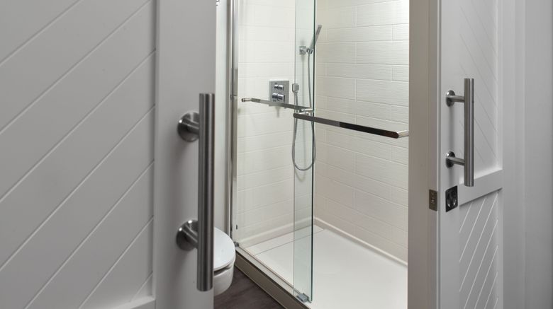 <b>Marriott Kansas City Overland Park Room</b>. Images powered by <a href="https://www.leonardoworldwide.com/" title="Leonardo Worldwide" target="_blank">Leonardo</a>.