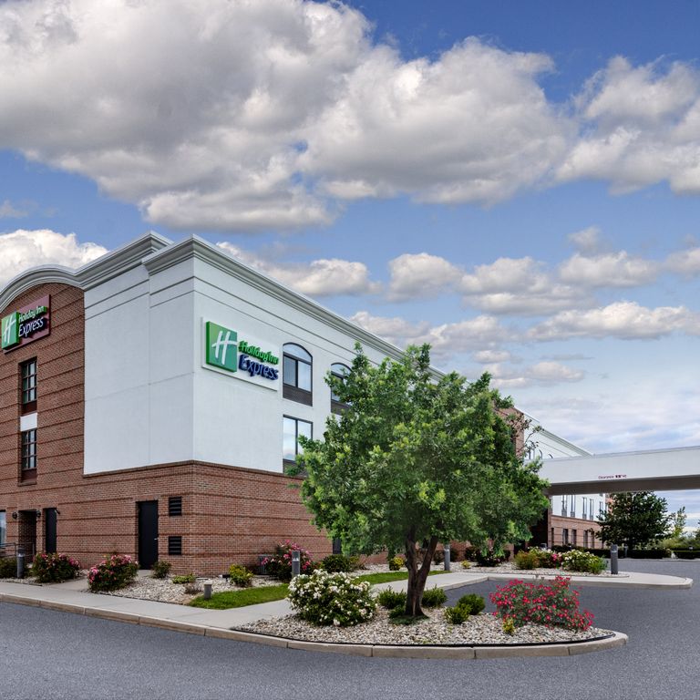 Holiday Inn Express Coventry S