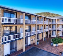 Albany Motel & Apartments Exterior