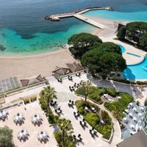 Le Meridien Beach Plaza