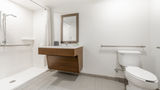 Holiday Inn Hotel & Suites Room