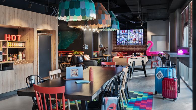 <b>Moxy Amiens Lobby</b>. Images powered by <a href="https://www.leonardoworldwide.com/" title="Leonardo Worldwide" target="_blank">Leonardo</a>.
