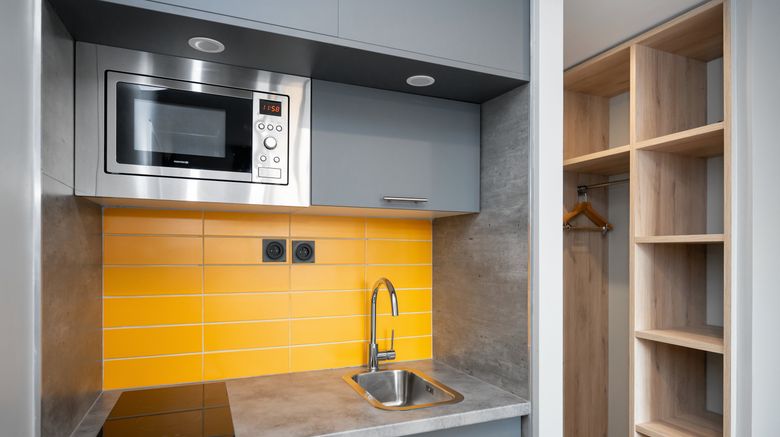 <b>Staycity Aparthotels Gare de l'Est Room</b>. Images powered by <a href="https://www.leonardoworldwide.com/" title="Leonardo Worldwide" target="_blank">Leonardo</a>.