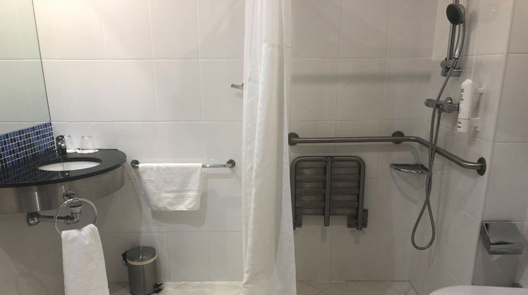 Holiday Inn Express Vitoria Room