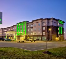Holiday Inn Erie Exterior