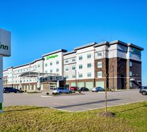 Holiday Inn Erie Exterior