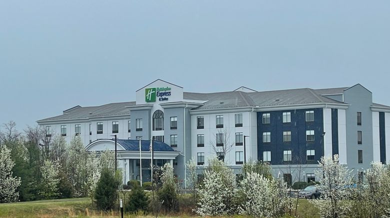 <b>Holiday Inn Express Hotel & Suites Exterior</b>. Images powered by <a href="https://www.leonardoworldwide.com/" title="Leonardo Worldwide" target="_blank">Leonardo</a>.