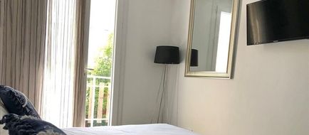 St Louis Hotel Room