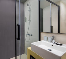 Modena by Fraser Hong Kong Room