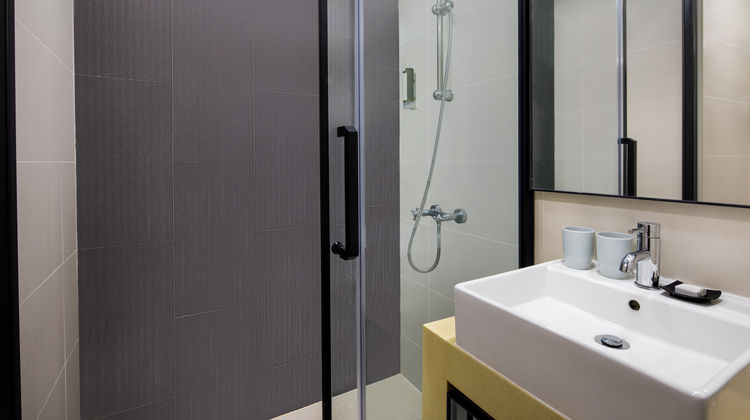 Modena by Fraser Hong Kong Room