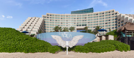 Live Aqua Beach Resort Cancun Exterior