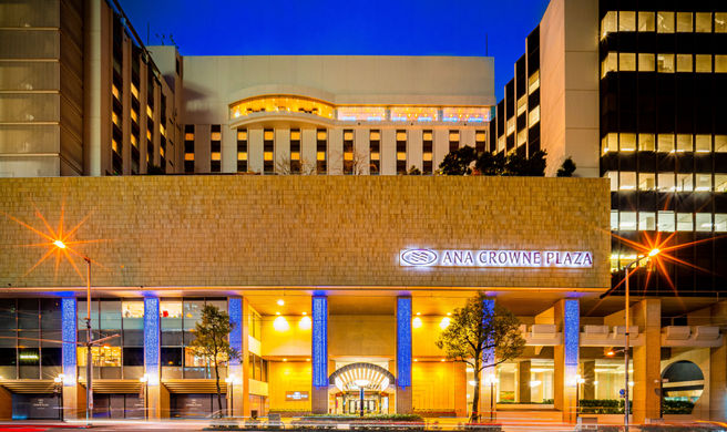 ANA Crowne Plaza, an IHG Hotel Exterior