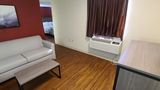 Red Roof Inn & Suites Cornelius Suite