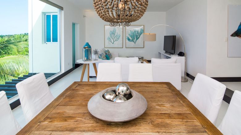 <b>Ocean Club, a Luxury Collection Resort Suite</b>. Images powered by <a href="https://www.leonardoworldwide.com/" title="Leonardo Worldwide" target="_blank">Leonardo</a>.