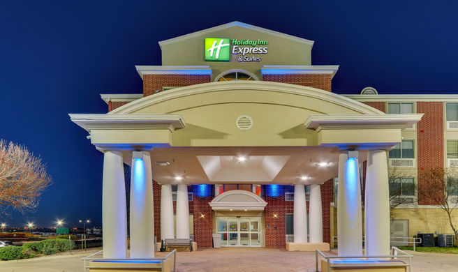 Holiday Inn Express Lake Worth NW Exterior