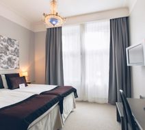 Crystal Plaza Hotel Room
