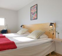 2Home Hotel Apartments Room