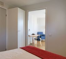 2Home Hotel Apartments Room