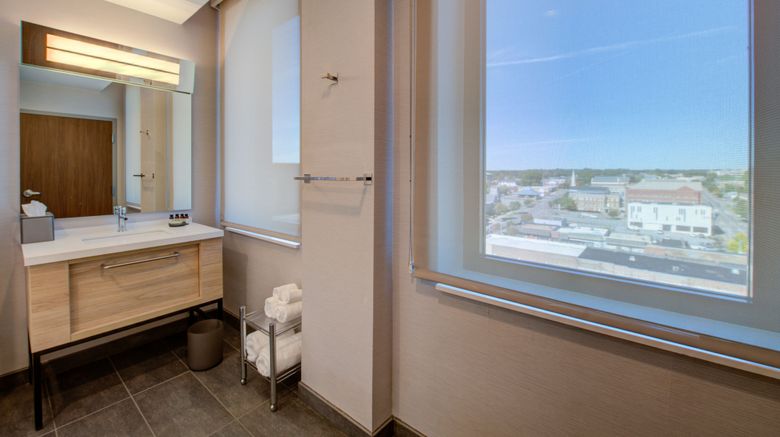 <b>Threefoot Hotel, Tribute Portfolio Hotel Room</b>. Images powered by <a href="https://www.leonardoworldwide.com/" title="Leonardo Worldwide" target="_blank">Leonardo</a>.