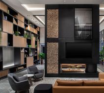 Four Points by Sheraton Flushing Lobby