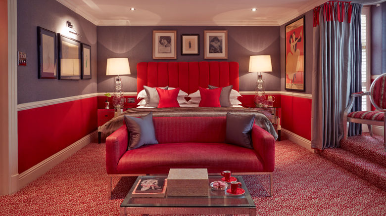 <b>The Milestone Hotel and Residences Suite</b>. Images powered by <a href=https://www.travelagewest.com/Hotels/London/