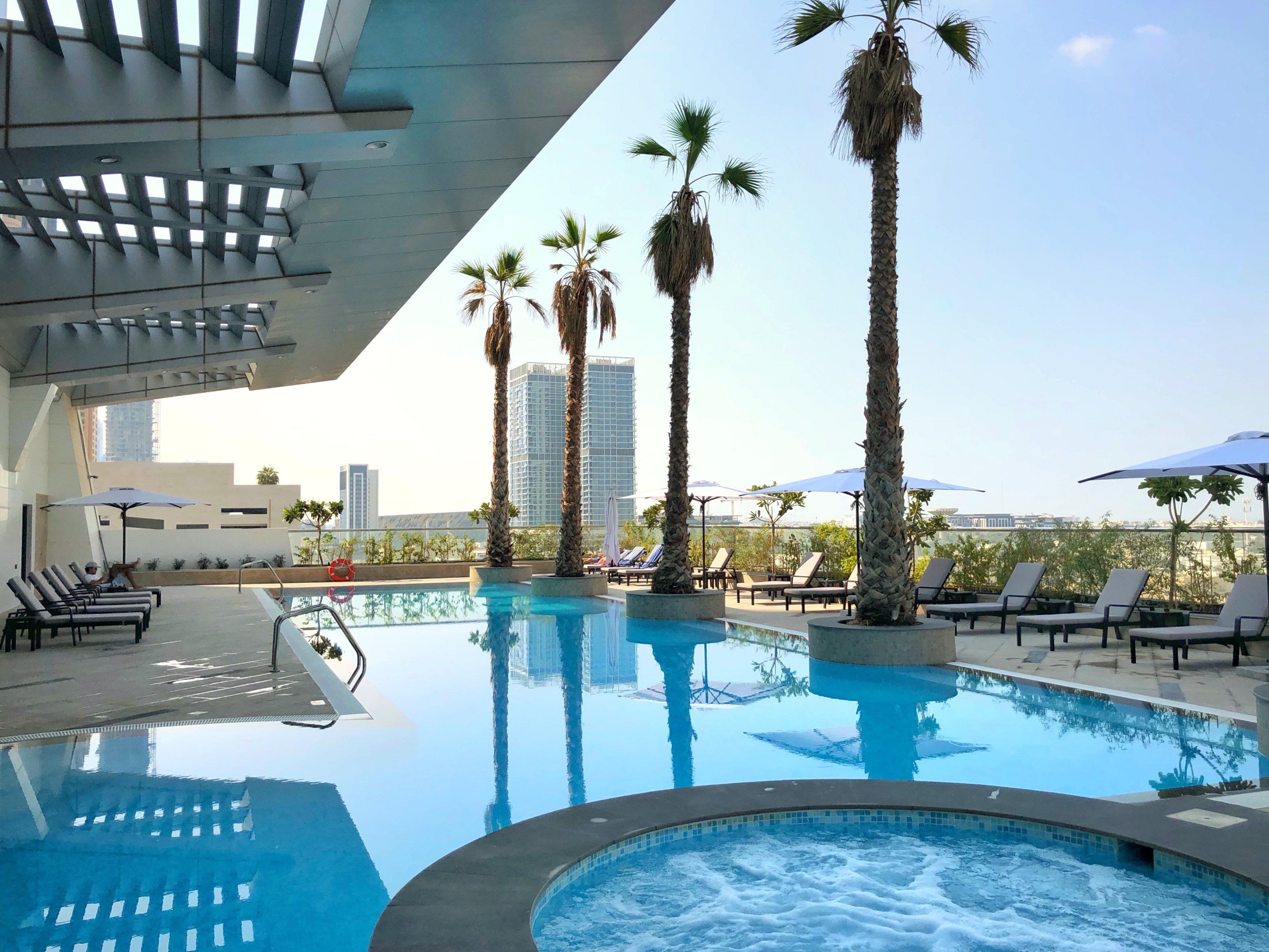 Hotel Staybridge Suites DUBAI AL-MAKTOUM AIRPORT Dubai book favourably with  HRS