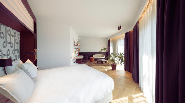 Yalo Urban Boutique Hotel Suite
