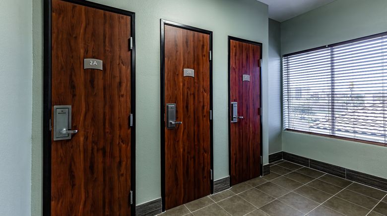 <b>Staybridge Suites Laredo Lobby</b>. Images powered by <a href="https://www.leonardoworldwide.com/" title="Leonardo Worldwide" target="_blank">Leonardo</a>.