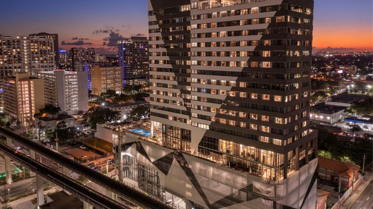 Element Miami Downtown Exterior