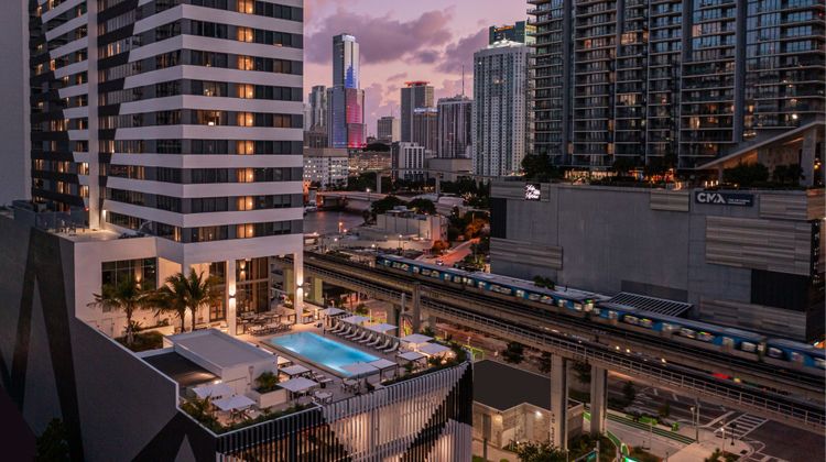 Element Miami Downtown Exterior
