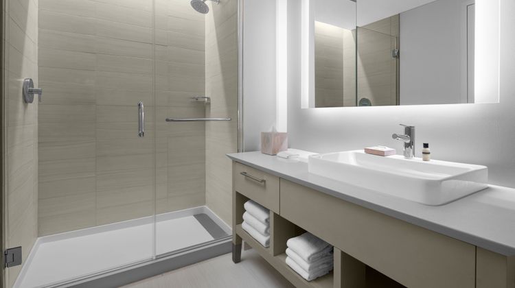 Element Miami Downtown Room